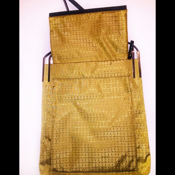LA PAGAYO Gold Signature Nylon/Leather Crossbody - Picture 3 of 7